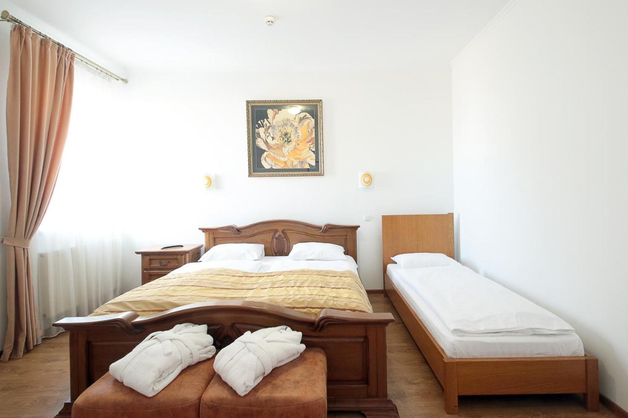 Kook Hotel & Rest Ryasne-Ruske Dış mekan fotoğraf